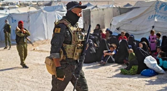 Pejuang-Kurdi-Periksa-Kamp-Al-Hol-di-Suriah.jpg
