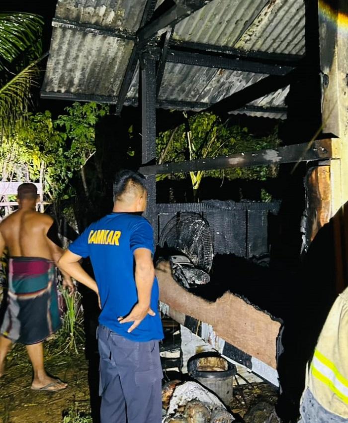 Kandang Kambing di Aceh Besar Terbakar, Seekor Ternak Mati Dilalap Api - Serambinews.com