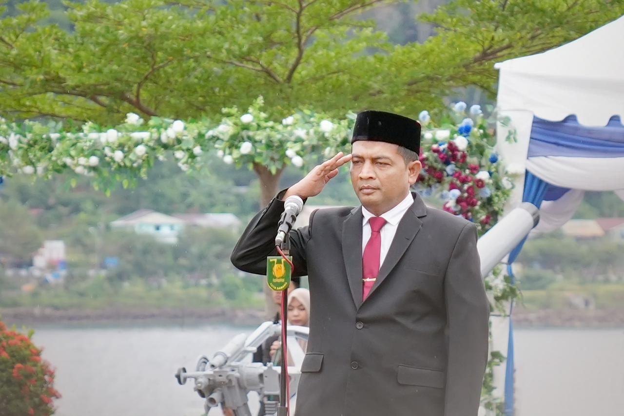 Pj-Wali-Kota-Sabang-Pimpin-Upacara-Hari-Pahlawan.jpg