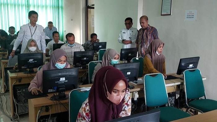 Ujian Calon PPS Bireuen, Hari Pertama Internet Lancar