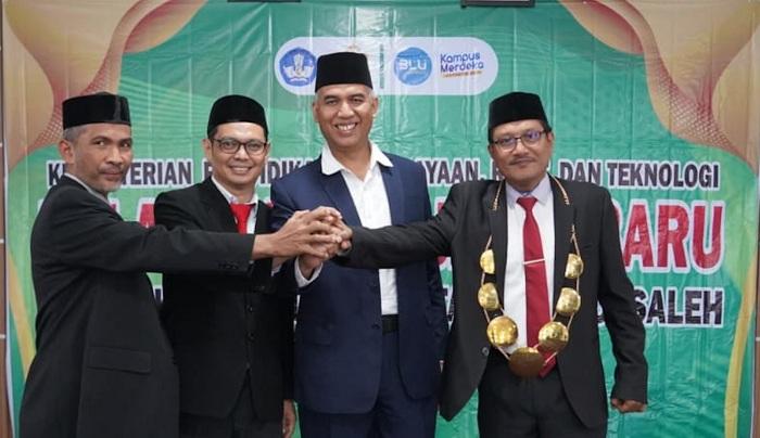 Rektor-Unimal-salam-komando-Dekan-FISIP-Wakil-Dekan-I-Koordinator-Prodi-Magister-Sosiologi.jpg
