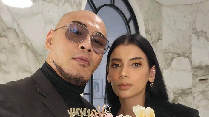 Sabrina-Chairunnisa-dinilai-tak-cocok-jadi-istri-Deddy-Corbuzier-oleh-warganet.jpg