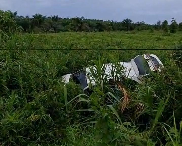 Tergelincir hingga Terbalik, Mobil Avanza Alami Laka Tunggal di Aceh Jaya