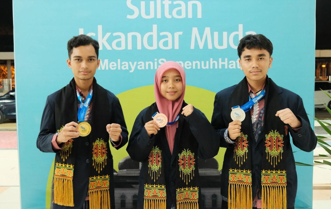 Siswa-MAN-1-Banda-Aceh-Raih-3-Medali-OMI-Nasional.jpg