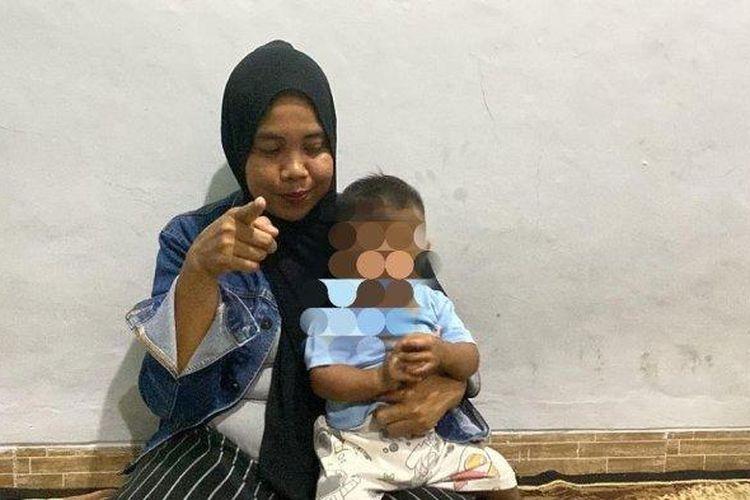 Siti-Mauliah-37-orang-tua-bayi-asal-Ciseeng-Kabupaten-Bogor-yang-bayi-tertukar.jpg