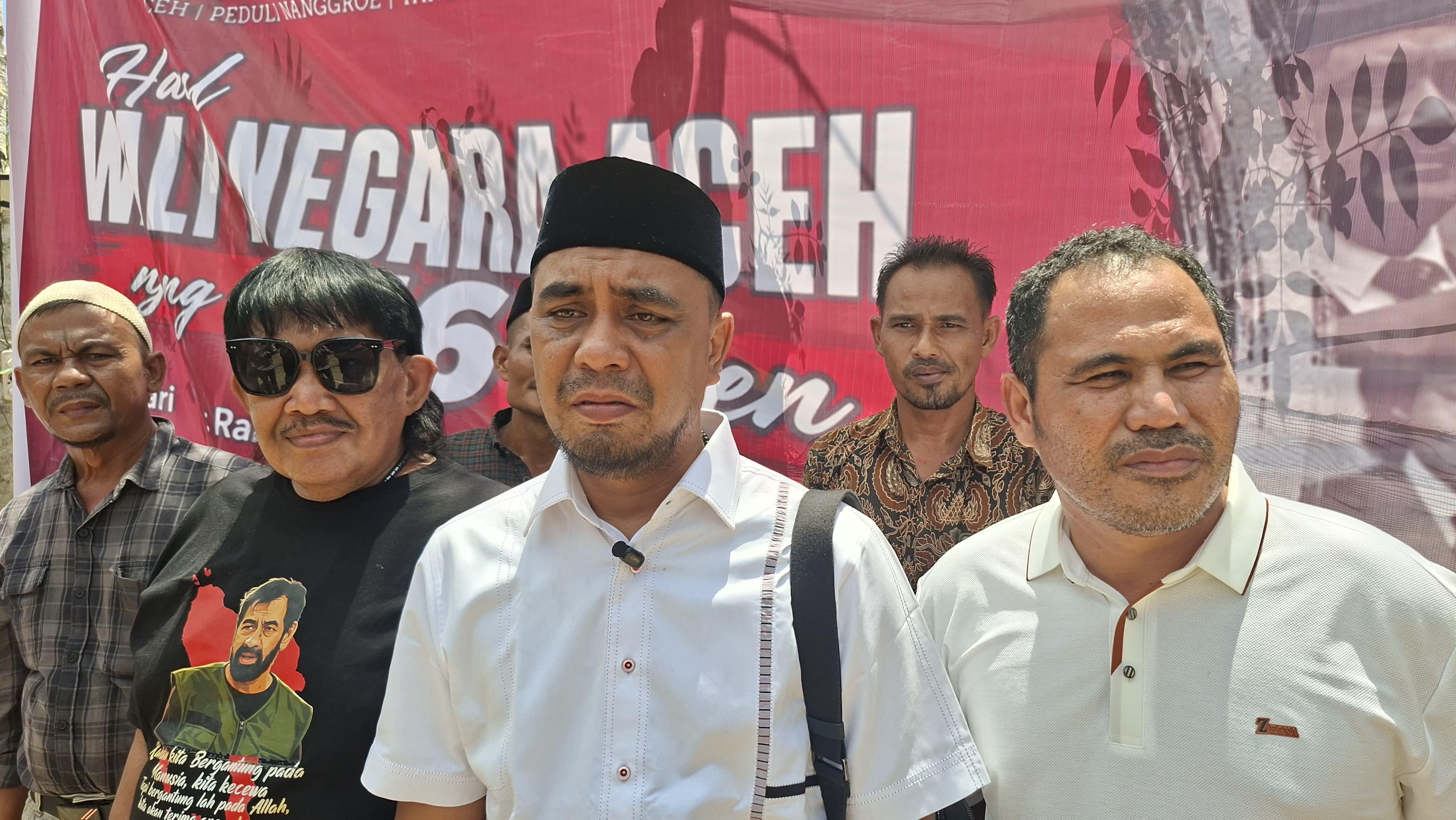 Stafsus-Gubernur-Aceh-Faisal-Rizal-Hasan-saat.jpg
