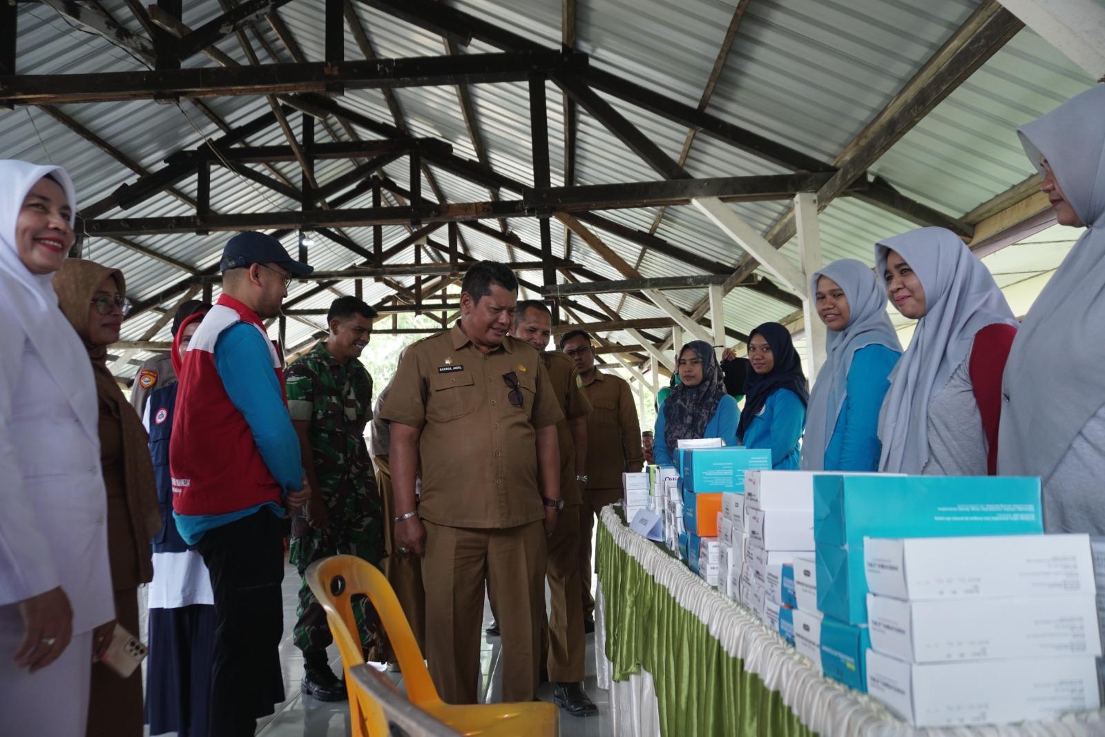 Tenaga-Medis-di-Aceh-Besar-Lakukan-Baksos-Pengobatan-Gratis_.jpg