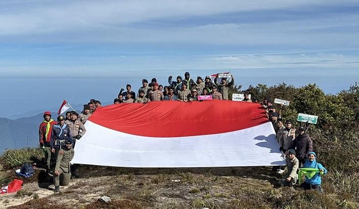 Tim-Ekspedisi-Gunung-Leuser-Hari-Bhayangkara-ke-79.jpg
