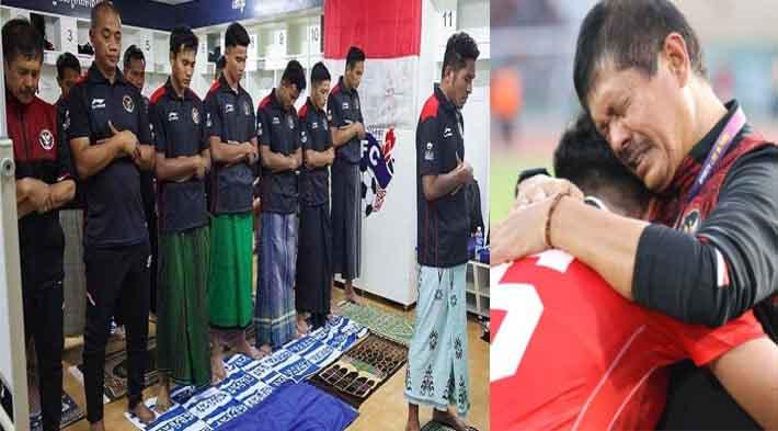 Timnas-Indonesia-shalat-berjamaah-usai-kalahkan-Vietnam-di-laga-semifinal-SEA-Games.jpg