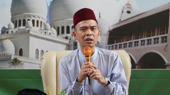 Ustad-Abdul-Somad-UAS-dai-asal-Riau.jpg