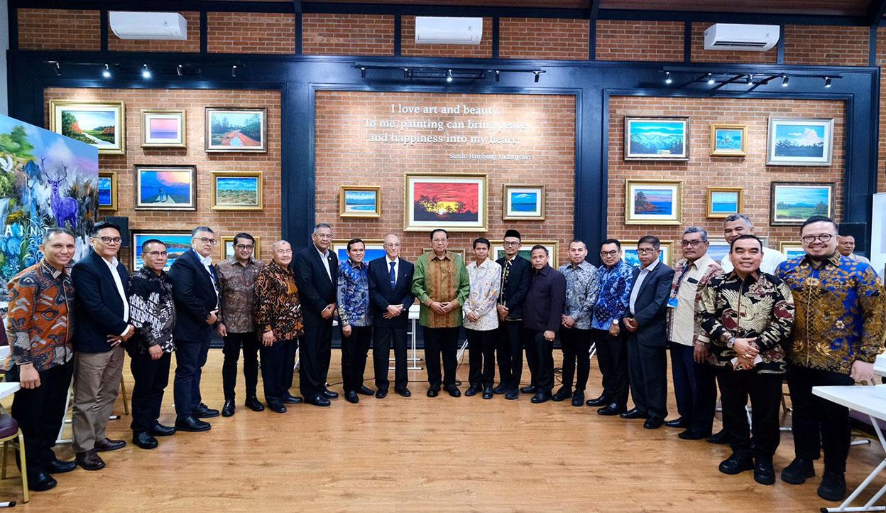 Wagub Aceh dan Wali Nanggroe Bahas 20 Tahun Damai Aceh dengan SBY di Cikeas Jawa Barat