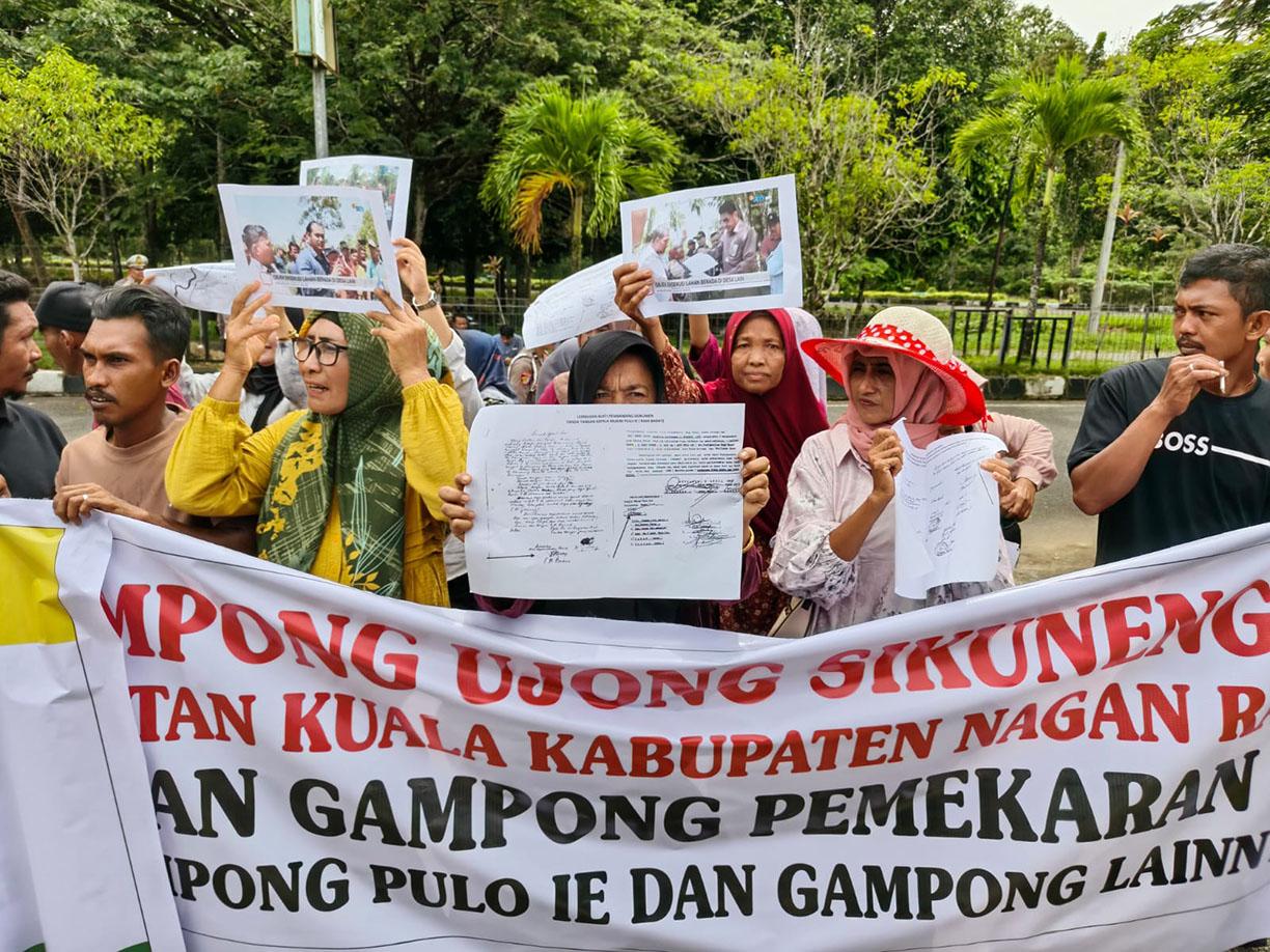 Tolak Sita Eksekusi Lahan, Warga Ujong Sikuneng Demo PN Suka Makmue Nagan Raya