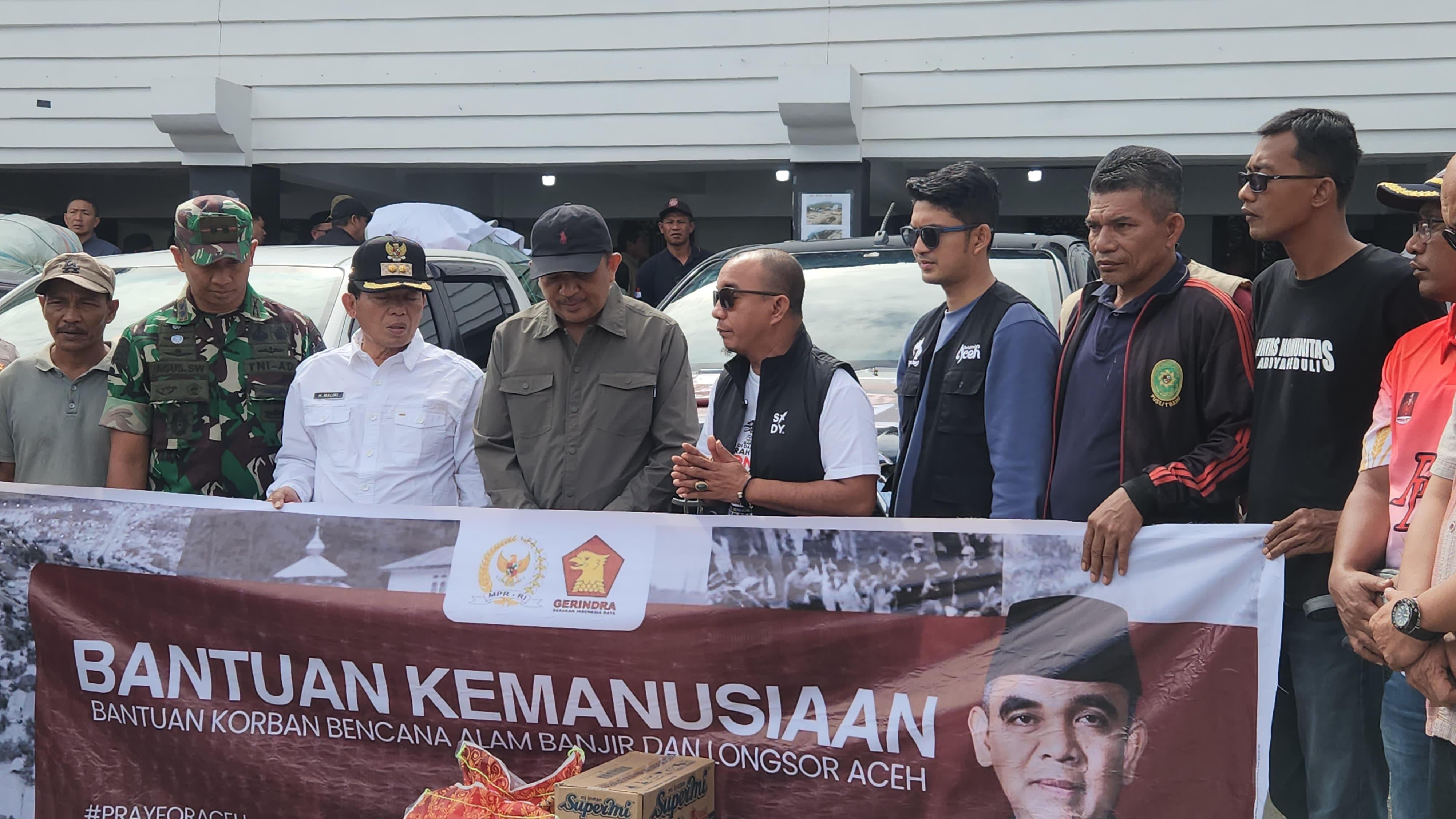 Ketua Gerindra Abdya Antar Bantuan Ketua MPR RI ke Gayo Lues, Terjebak Longsor Hingga Makan Pisang