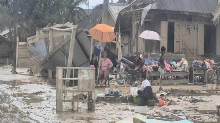Listrik Belum Hidup, Warga Aceh Tamiang Sesalkan Pernyataan Menteri ESDM Bahlil Lahaladia