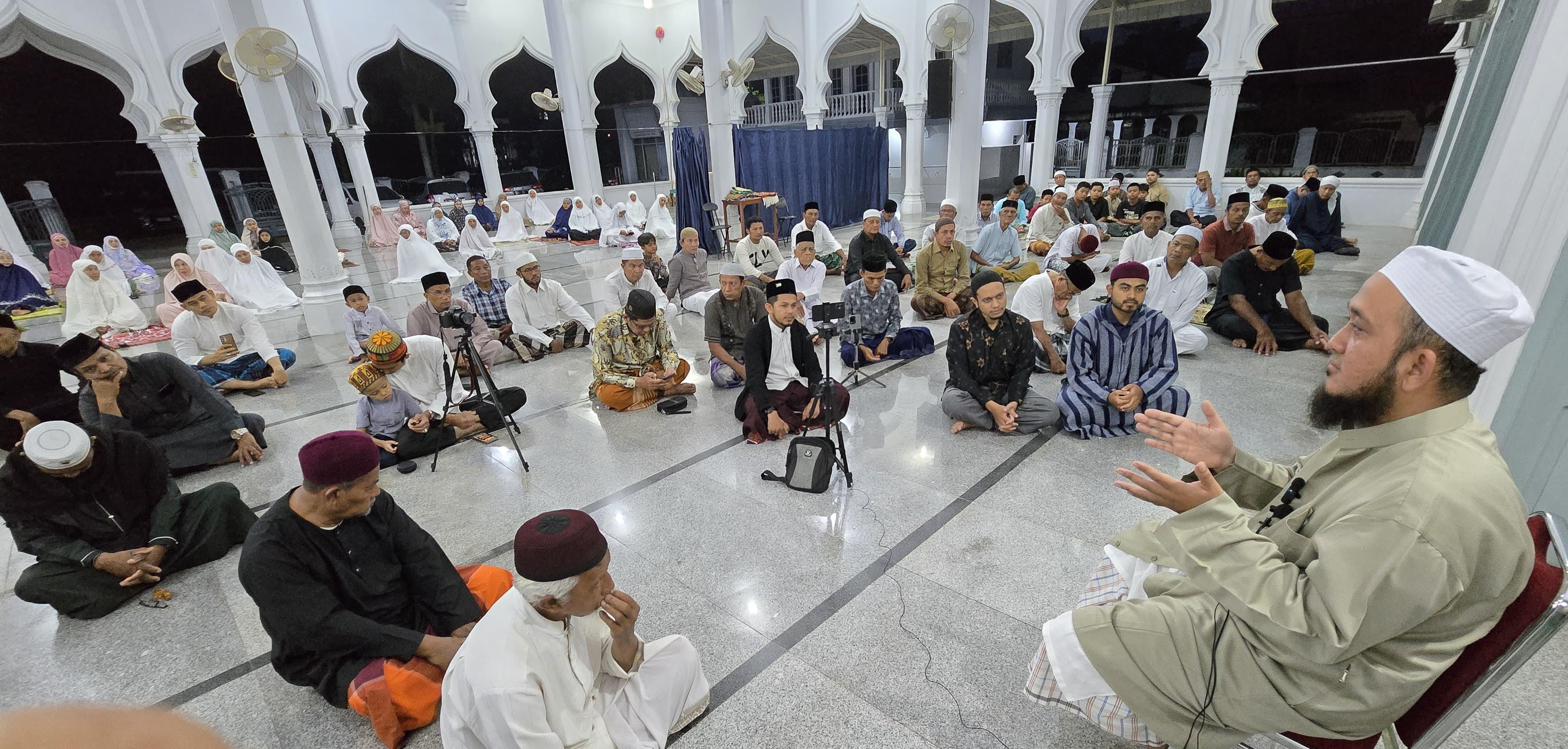 Alumni Pakistan Isi Tausiah di Pidie, Jelaskan Soal Tiga Jaminan Allah Kepada Hambanya