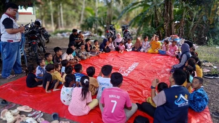 anak-korban-banjir-di-Peusangan.jpg