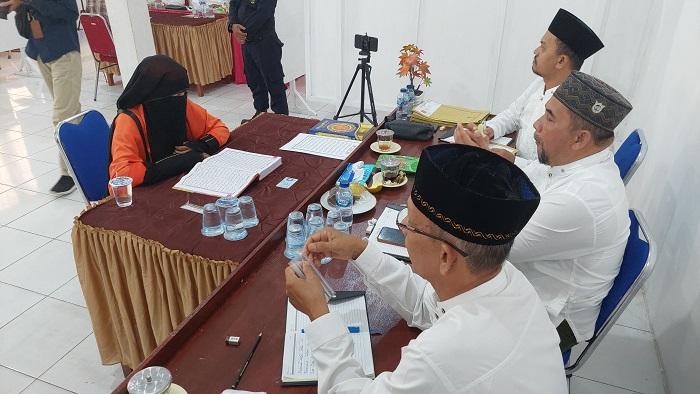 bacaleg-DPRK-Langsa-wanita-mengikuti-Uji-Mampu-Baca-Alquran.jpg