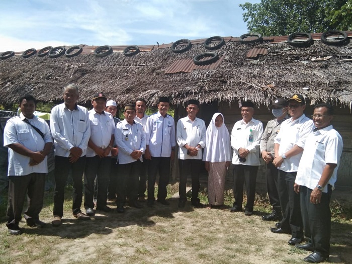 Bupati Nagan Raya Tinjau Calon Penerima Rumah Baitul Mal, akan Dibangun 40 Unit untuk Fakir Miskin