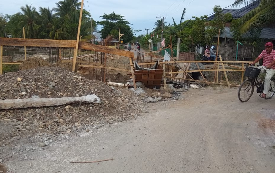 Mobil Tidak Bisa Lewati Gampong Kareung Bireuen, Ini Sebabnya