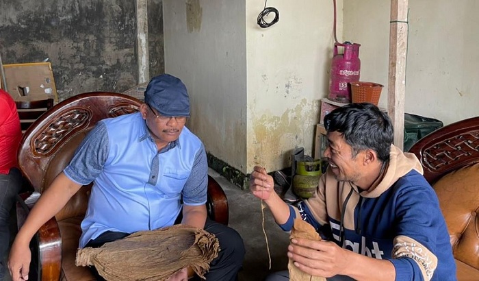 Dirjen Atwil Kemendagri Safrizal ZA Nikmati Cerutu dan Kopi Gayo di Takengon, Begini Kesannya