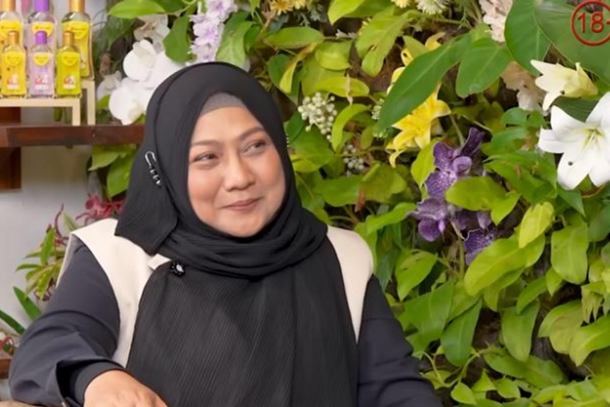 dr-aisah-dahlan-podcast-denny-sumargo.jpg