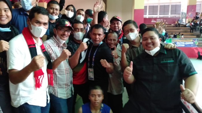 dua-atlet-putri-aceh-raih-tiket-final-pon-papua-2021-begini-komentar-pelatih-muaythai-syarwan-saleh.jpg