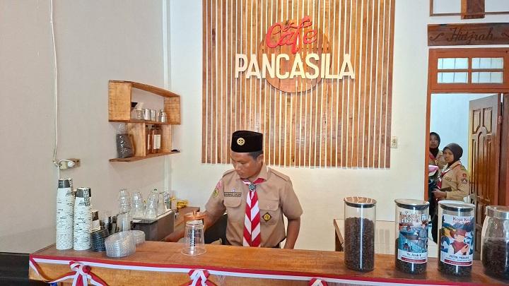 eks-napi-teroris-jadi-barista-di-Kafe-Pancasila.jpg