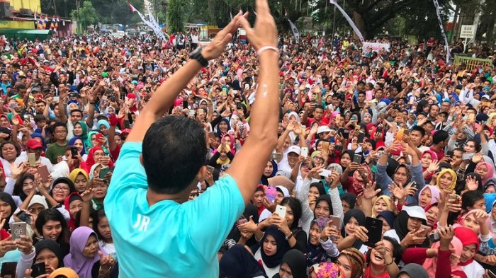Bendera Start Diangkat, Emak-emak di Medan tak Mau Jalan, Ternyata Ingin Jalan Bareng Sandiaga Uno
