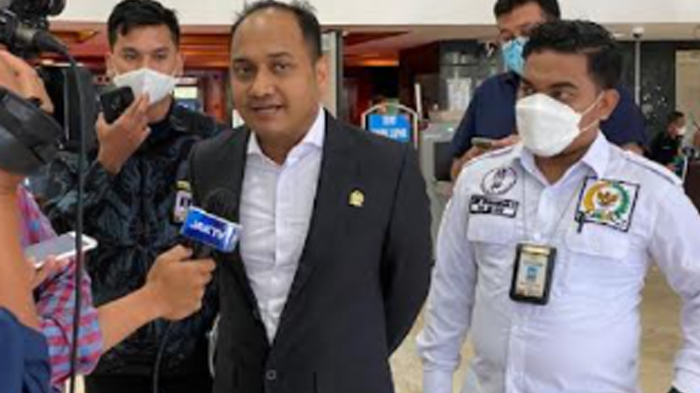 Raker dengan Menkopolhukam, Facrul Razi Pertanyakan Kerugian Negara Rp 1.000 T dalam Kasus BLBI