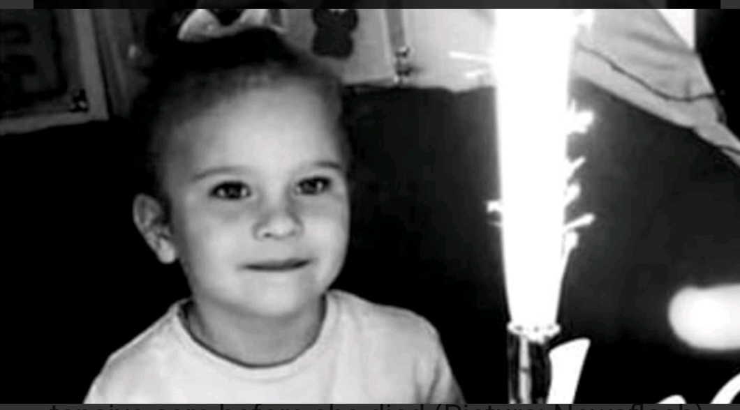 Gadis Empat Tahun Tewas Terkunci dalam Bus Sekolah Selama Tujuh jam dalam Cuaca Panas