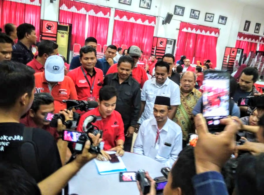 Razali Ismail Ubit, Putra Aceh Timur yang Siap Jadi Balon Wawalko Solo Dampingi Gibran Rakabuming