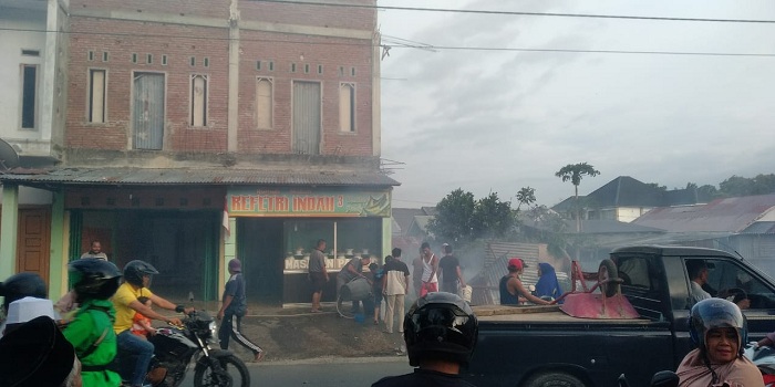 Tak Diketahui Pemiliknya, Gubuk Barang Bekas Terbakar di Gampong Punie, Begini Kronologisnya