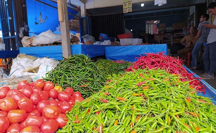 Emak-emak di Tamiang Menjerit, Cabai Rawit dan Bawang Putih Kompak Melejit - Serambinews.com