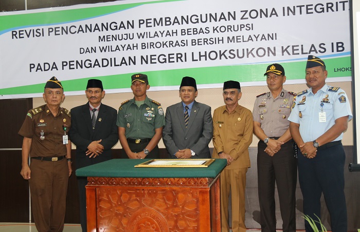 Ini Ikrar Perjanjian Hakim Pengadilan Negeri Lhoksukon Menuju Wilayah Bebas Korupsi