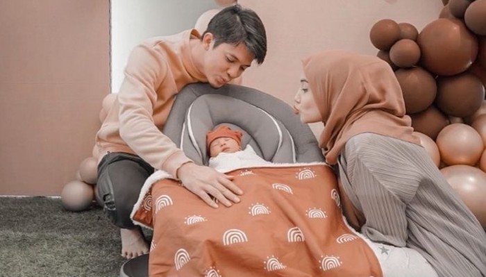 Zaskia Sungkar dan Irwansyah Ungkap Doa Sang Anak, Ukkasya Putra Genap Berusia 5 Bulan