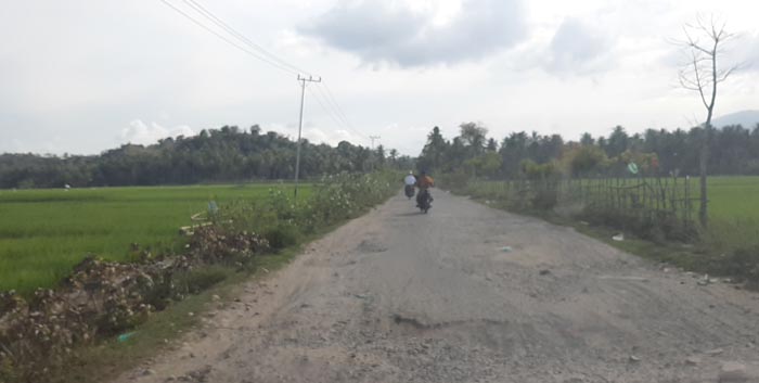 Ruas Jalan Menuju Laweung Dipenuhi Lubang, Tahun 2020 Diplot Dana Rp 5 M