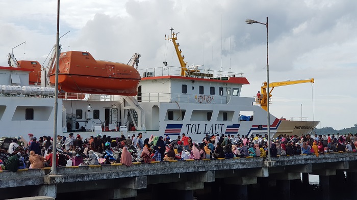 Cuaca Buruk, KM Sabuk Nusantara Tak Berlayar