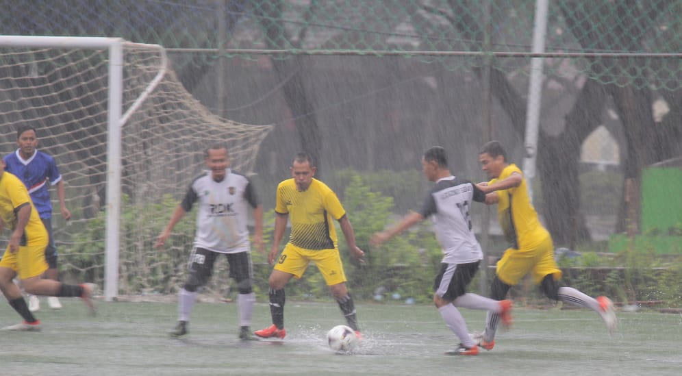 Legend Sigupai FC Gunduli Kehutanan FC, Gol Injury Time Dianulir Wasit