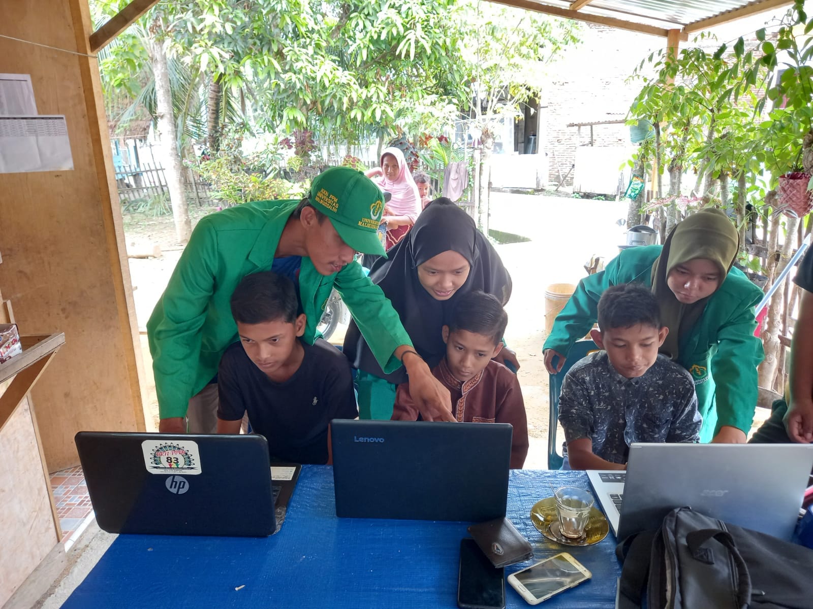 Mahasiswa Unimal Buka Bimbingan Belajar Komputer bagi Anak-anak di Gampong Beurandang