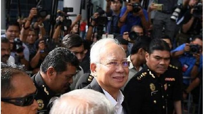Najib Razak Terbukti Bersalah, Ia Didakwa Tujuh Dakwaan Sekaligus: Hukuman 140 Tahun Penjara Menanti