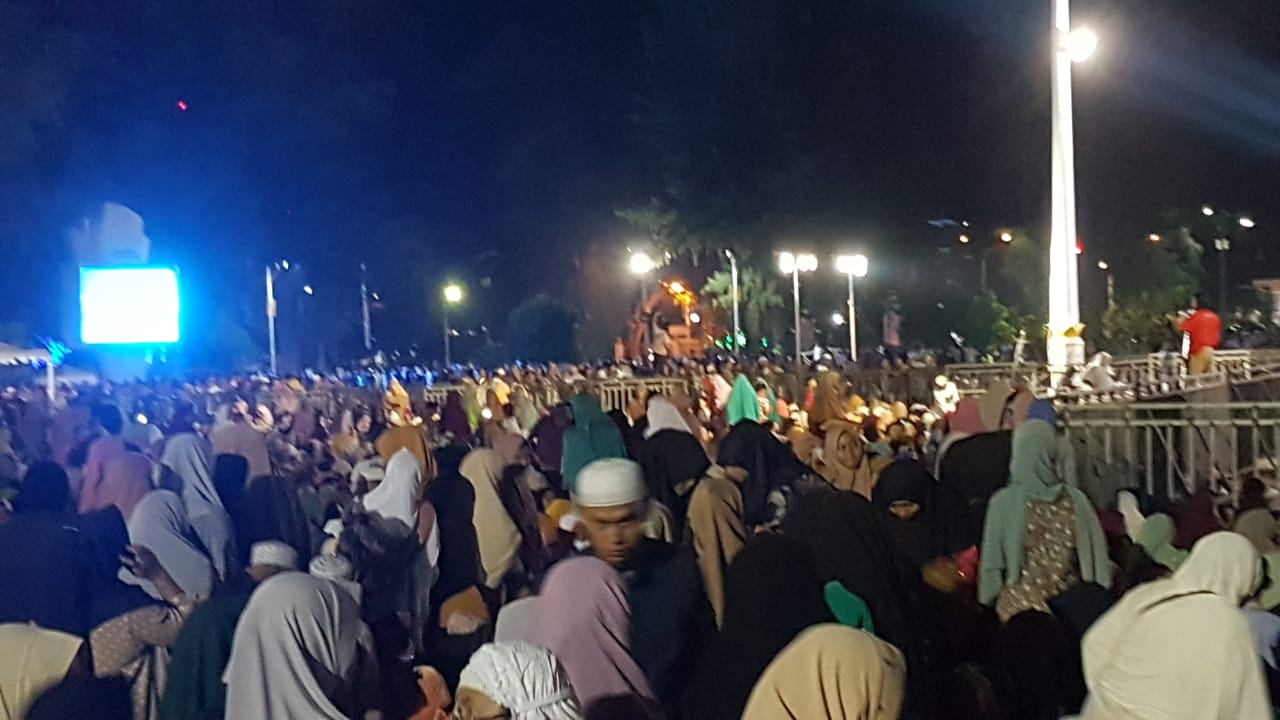 Sukseskan Zikir Akbar Pergantian Tahun, Toke Seuem Beri Penghargaan Kepada 26 Lembaga