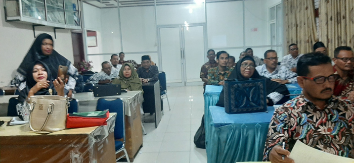 Ratusan Kepsek di Pidie Ikut Uji Kompetensi, Tampil Paparkan Program Lima Menit