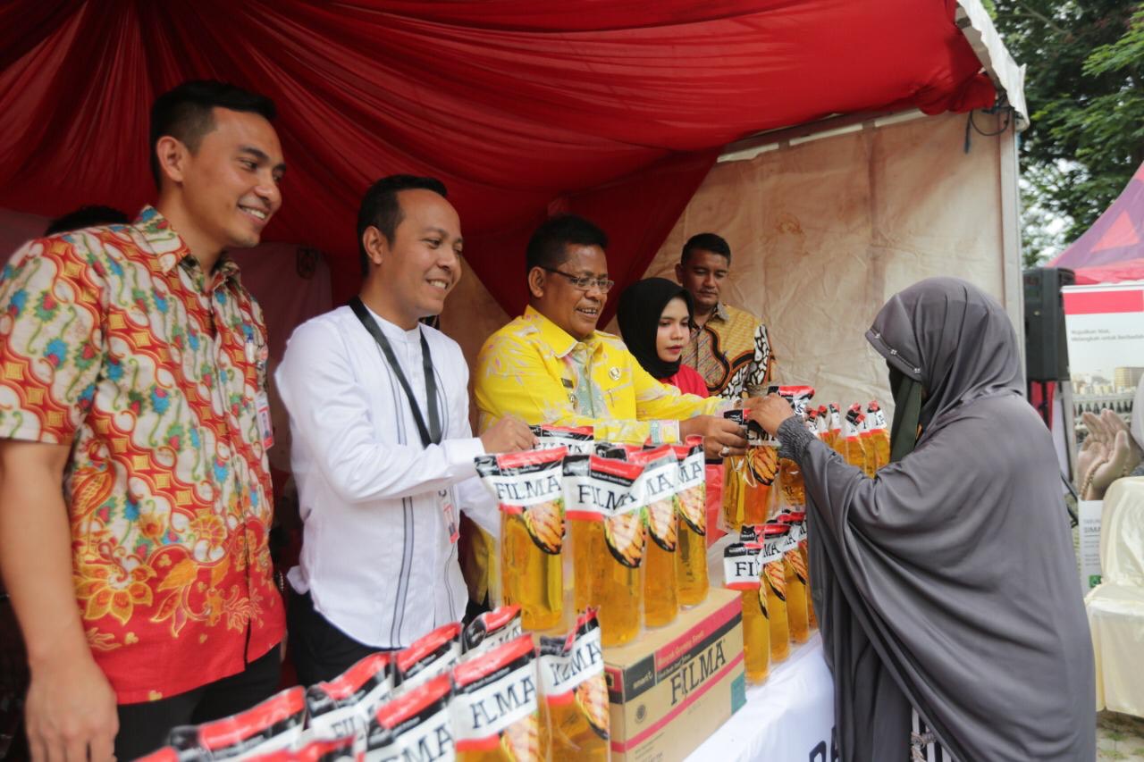 Minyak Goreng Murah di Taman Sari, 4 Ribu Liter Minyak Ludes Diserbu Pembeli