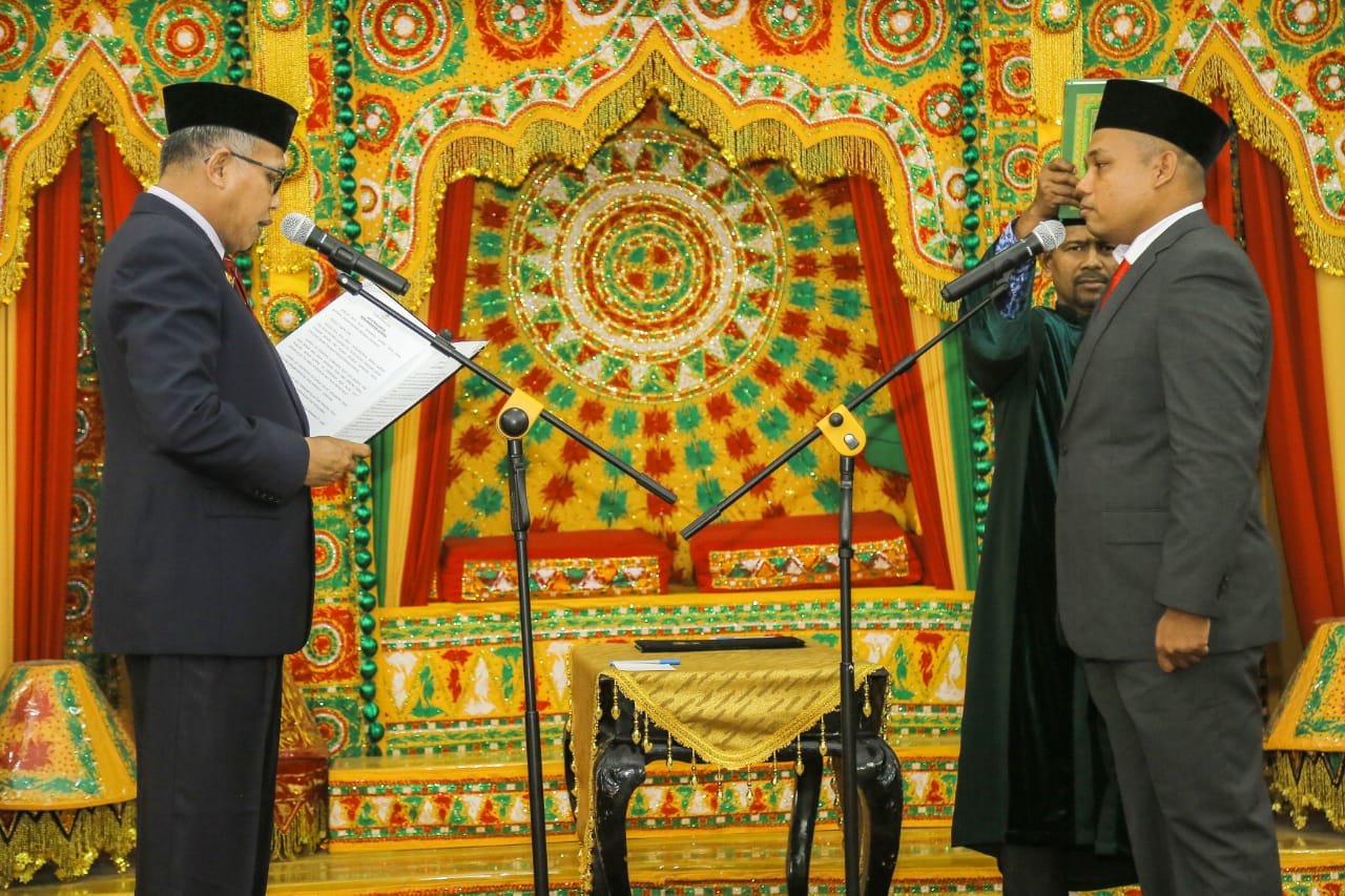 Lantik PAW Anggota KIA, Plt Gubernur Aceh: Kehadiran KIA Harus Jamin Keterbukaan Informasi Publik