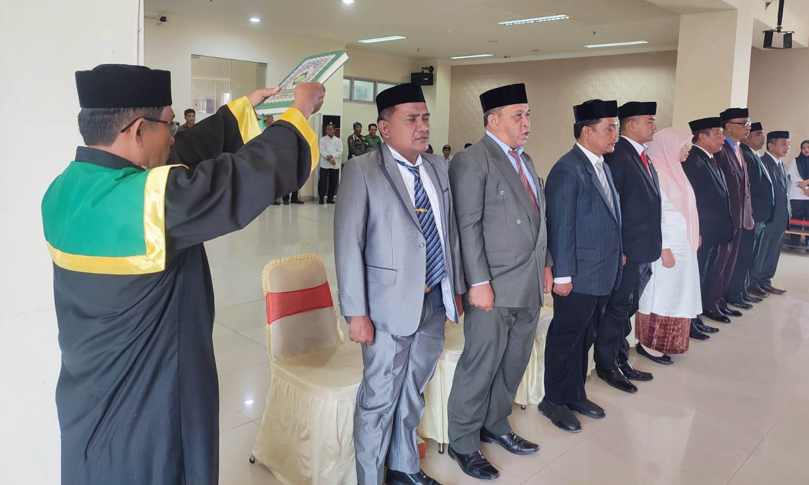 Pj Bupati Simeulue Rombak Kabinet Kepala Dinas dan Staf Ahli, Ini Nama-namanya