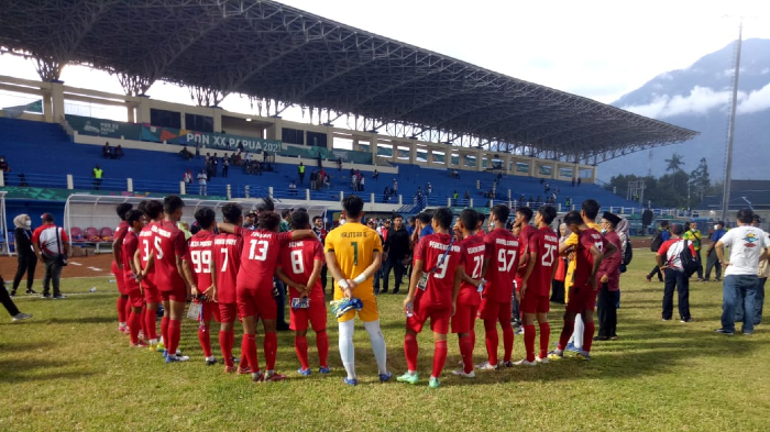 pemain-tim-sepak-bola-pon-aceh-usai-pertandingan-melawan-kalimantan-timur.jpg