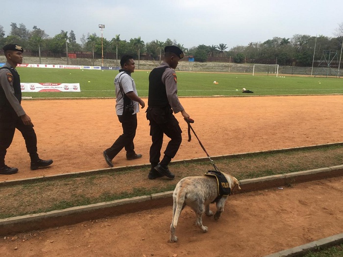 Antisipasi Teror, Pemain Persiraja Dikawal Polisi Saat Menuju Stadion Cilegon
