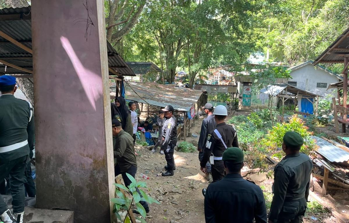 Satpol PP dan WH Aceh Besar Perketat Pengawasan Syariat Islam di Pemandian Mata Ie - Serambinews.com