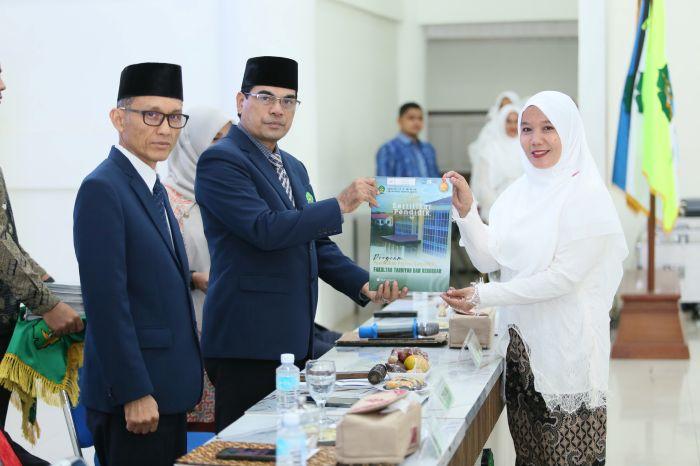 UIN Ar-Raniry Kukuhkan 1.488 Guru Profesional, Rektor: AI tak Bisa Gantikan Guru - Serambinews.com