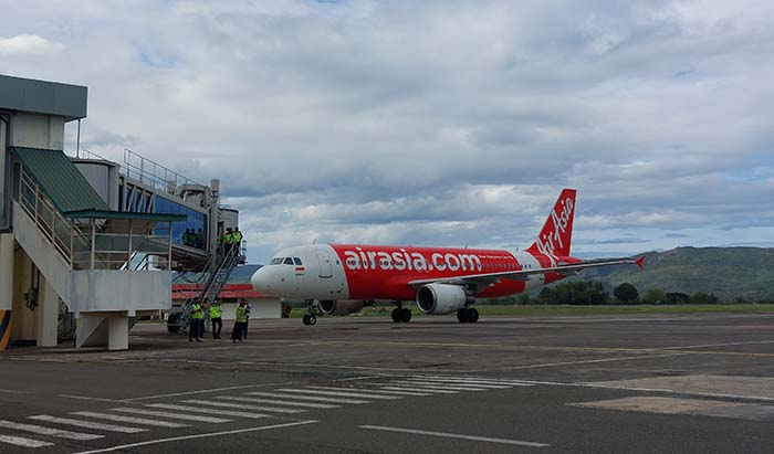 pesawat-airasia-terbang-ke-aceh_air-asia.jpg